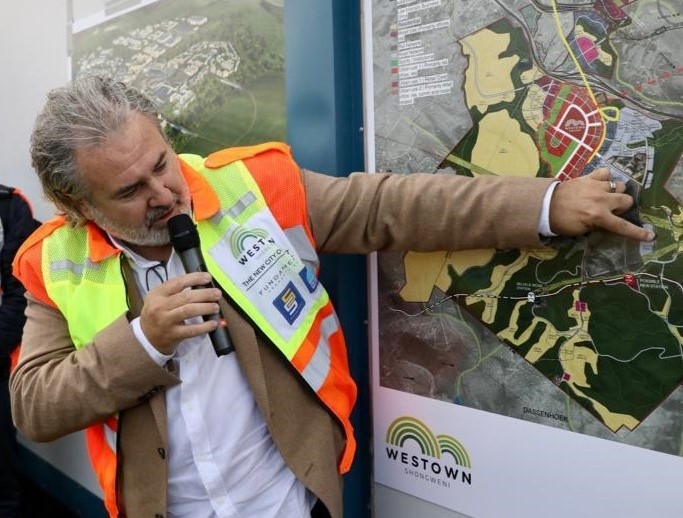 L2Bcoza's tweet photo. R15bn Westown developer bets on a ‘KZN Comeback’  https://t.co/5bOc5fHKlR
  
#Westown #KZN #Durban #RealEstate #MixedUse #RetailDevelopment #Construction #MegaDevelopment #SouthAfrica #RetailTrends #UrbanDevelopment #TongaatHulett #EThekwini
 #Partnership  #retailIndustry https://t.co/dgl2FzTjXY