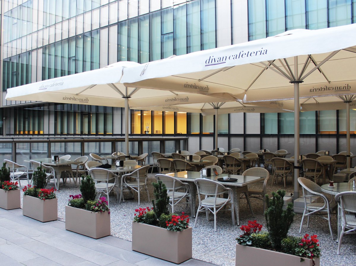 umbrellahousetr's tweet photo. With the Manuel Telescopic Umbrella, you can create a comfortable and stylish shade area in your restaurants.

#Deutschland #unitedkingdom #UnitedStates #Greece #Italy https://t.co/OxoF0yNUQn