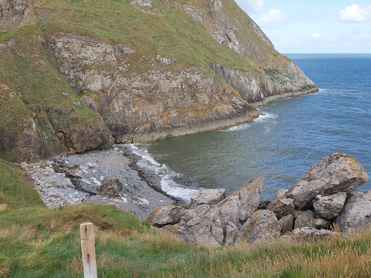 rebeccaBug's tweet image. Favourite church to have a meeting at today as get the time to go and pray with the seals first.
#thinplace