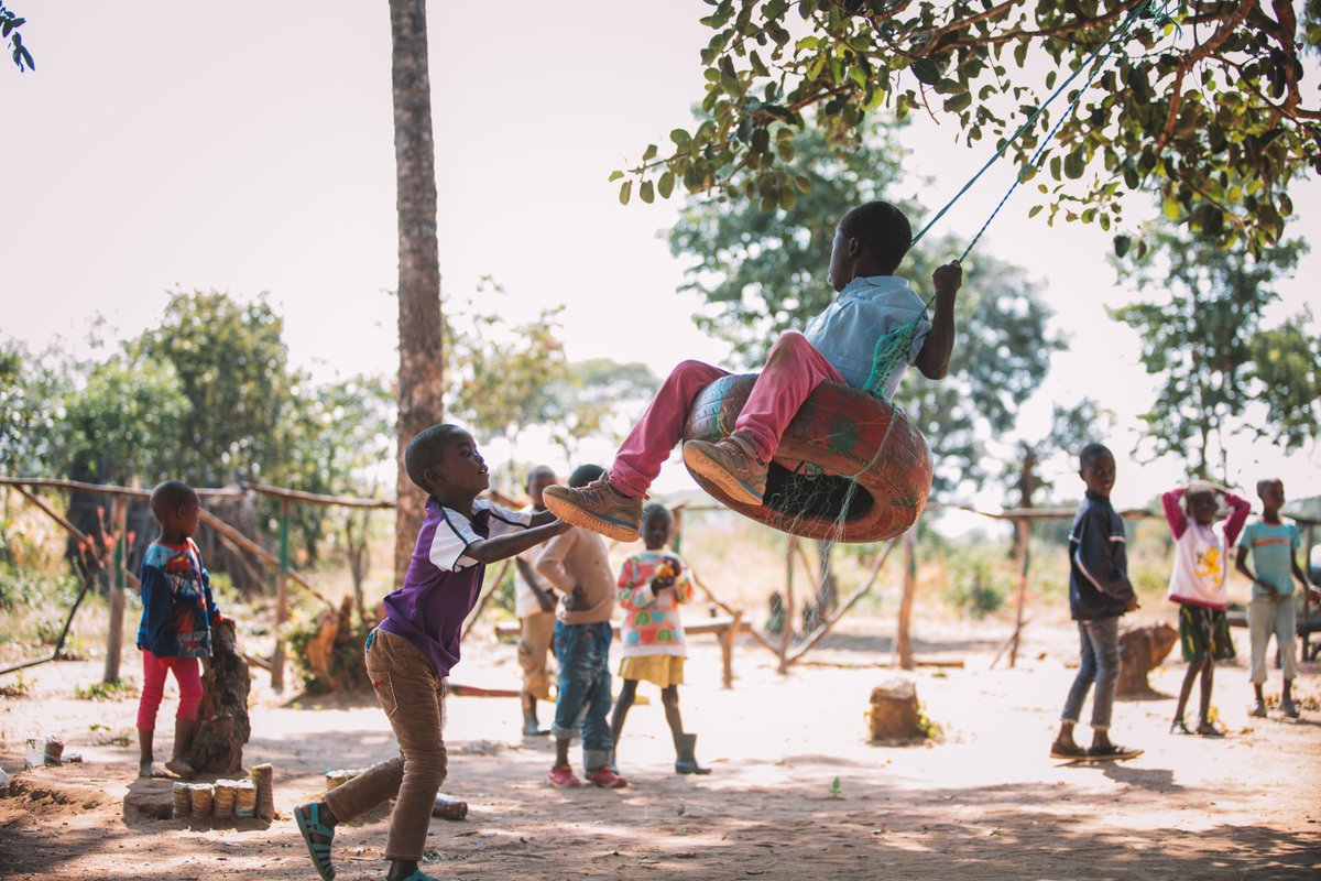 These are the three most popular actions and because water affects us all, we need everyone to act. That means you!

Save water

Stop polluting

Protect nature

Play your part. Do what you can.

Thanks to #UNICEF partners for stimulating the #WASH and #Climate Sector in #Angola.
