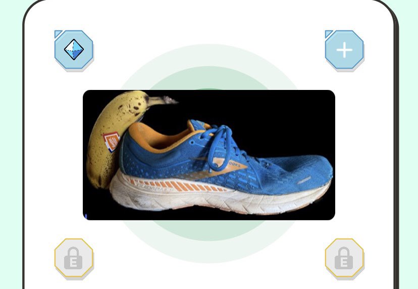 Ptisuisse_Stepn's tweet photo. My sneaker on #APErealm 🍌 

The jealous will say it’s photoshop 🙄

#STEPNDREAMER 
#STEPN
@Stepnofficial https://t.co/O9FB637kN1