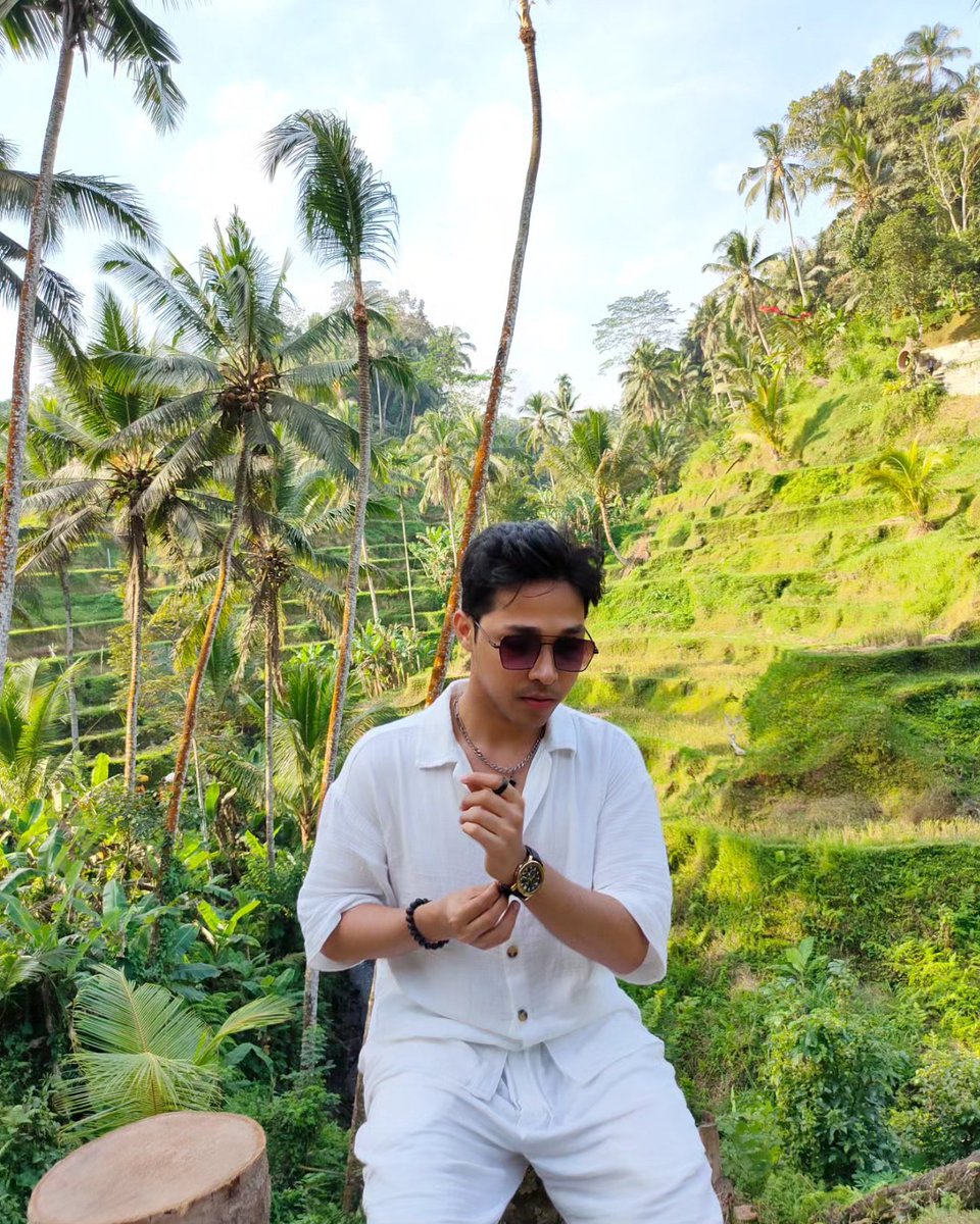 DeepakRSharma11's tweet photo. 🤍🍃✨

📍Ceking Rice Terrace, Bali Indonesia

#Bali #riceterrace https://t.co/AOtLxqM1sk