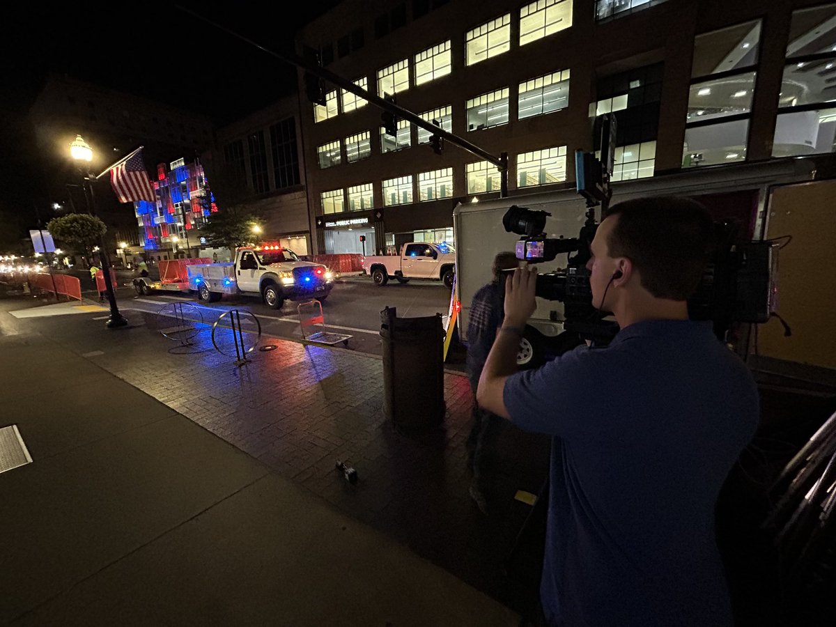 Evan Leake tweet media