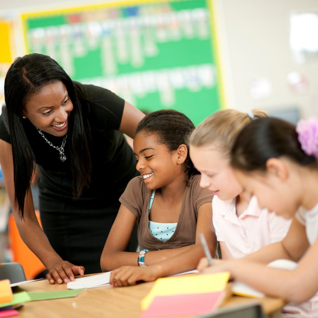 Managing a classroom can be simple with these classroom management strategies!

🎓 Write down the rules.

📚 Encourage helpful behaviours.

✏️ Praise those that ask questions.

🎒 Allow students to lead.

📓 Set group projects.

#TeacherDevelopment  #TeacherProgression