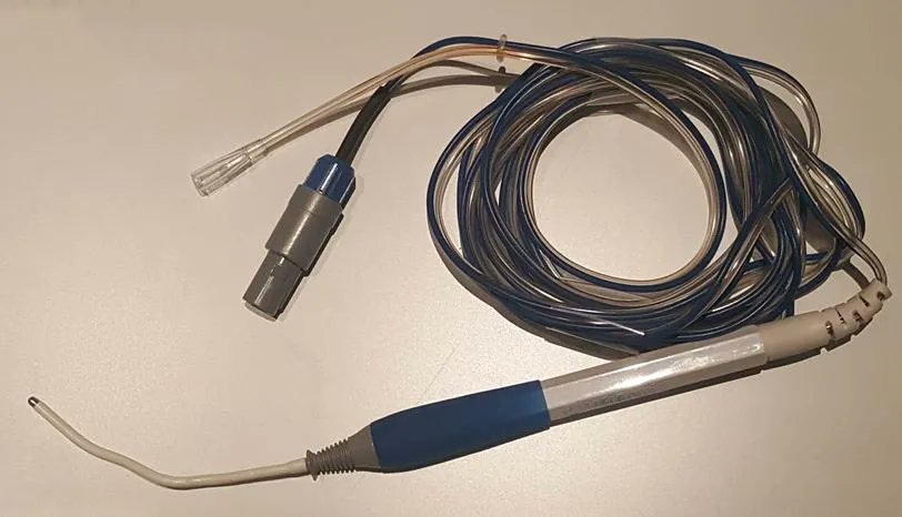 It's time for the first #TriviaTuesday of July!!

This is one of our more modern mystery instruments - it is from the 21st century!  It 10 cm in length (excluding the cable). Does anyone know what it is?