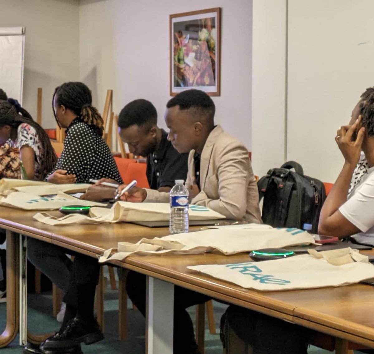 FranceTanzania's tweet photo. The πΉπΏ delegation of the #Innoversityproject met with StΓ©phanie POTOK, Head of Entrepreneurship and Innovation at @INRAE_France π«π·
Participants had passionate exchanges about the transformation of an invention into an innovation, and sustainable businesses. https://t.co/GYlpBauVbZ