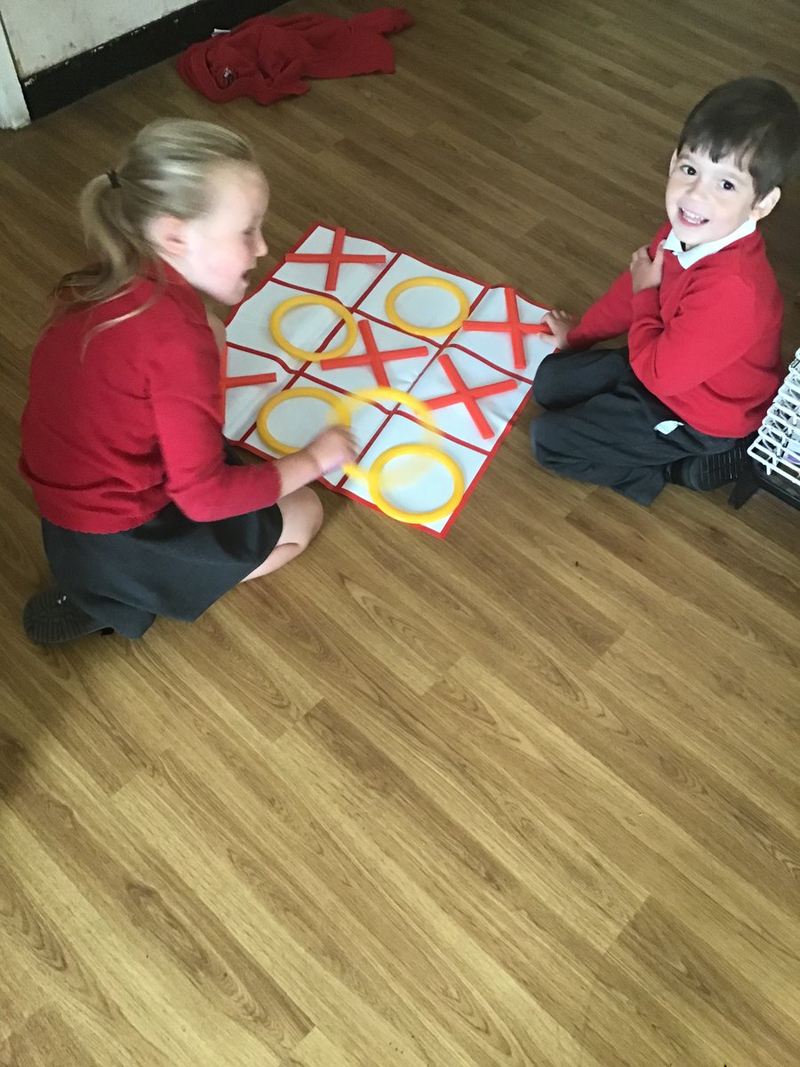 EastwayPrimary's tweet image. Introducing a classic game into our provision today @ReceptionEastw1 #psed