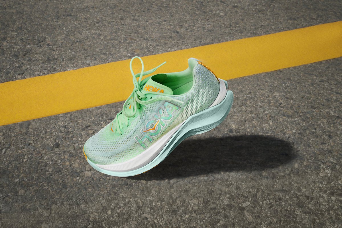 Take running to high heights with HOKA  Mach X. 
These shoes combine comfort and high performance to help you achieve your best times.

Happy running 
#hoka #trending2023 #summer #runninginlondon #sun #achievement #dontgiveup #longdistancerunning #runnerlife