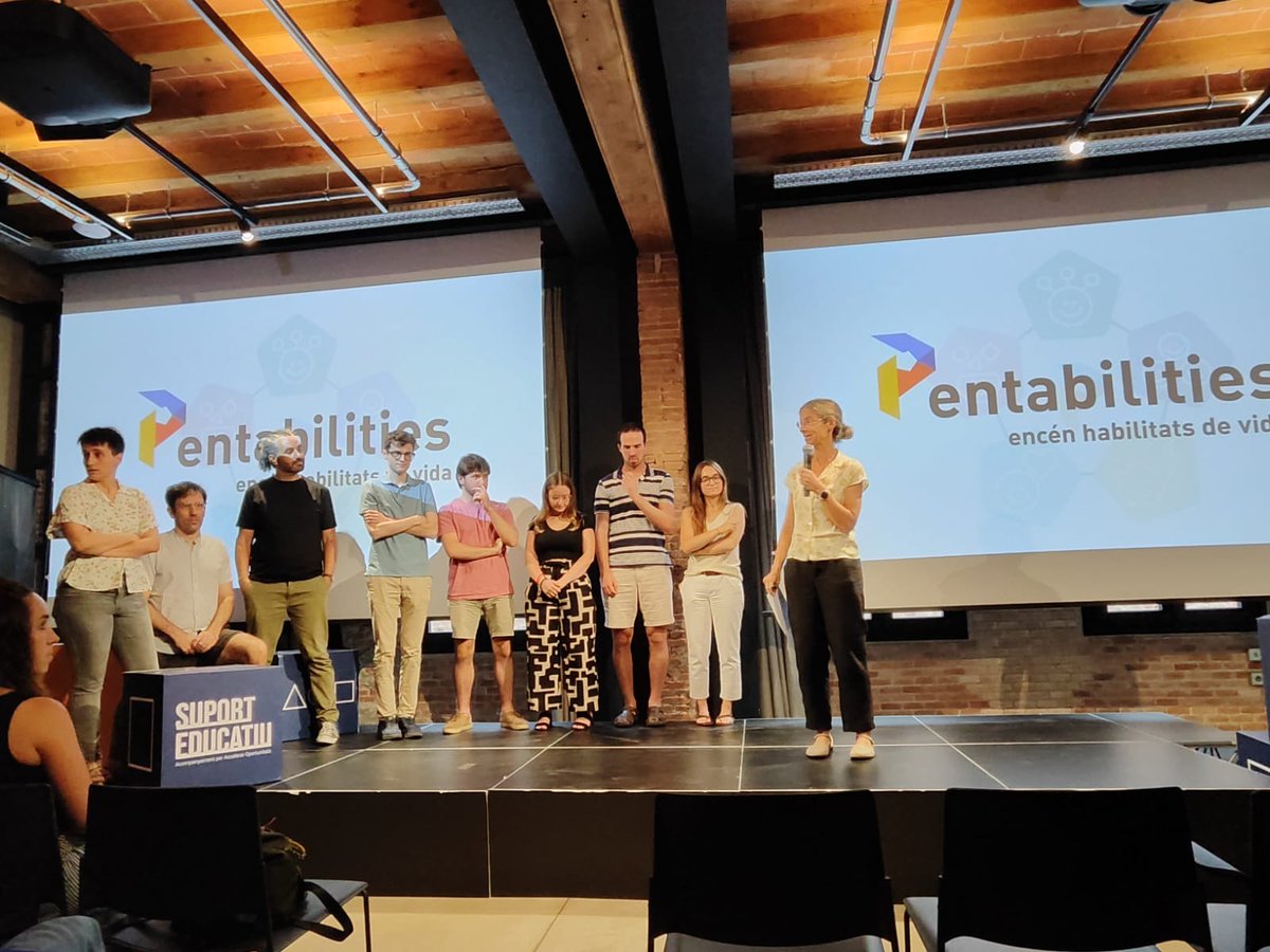 FundacioBofill's tweet image. Els programes @lecxit, #MathTutoring i #PENTABILITIES són propostes innovadores en 3⃣ àrees clau sobretot en col·lectius vulnerables: #ComprensióLectora, #matemàtiques i habilitats socioemocionals.

🗣 @LidiaCliment @ccalsamig @Carles_Nieto72 @agpamies Maria Calsamiglia