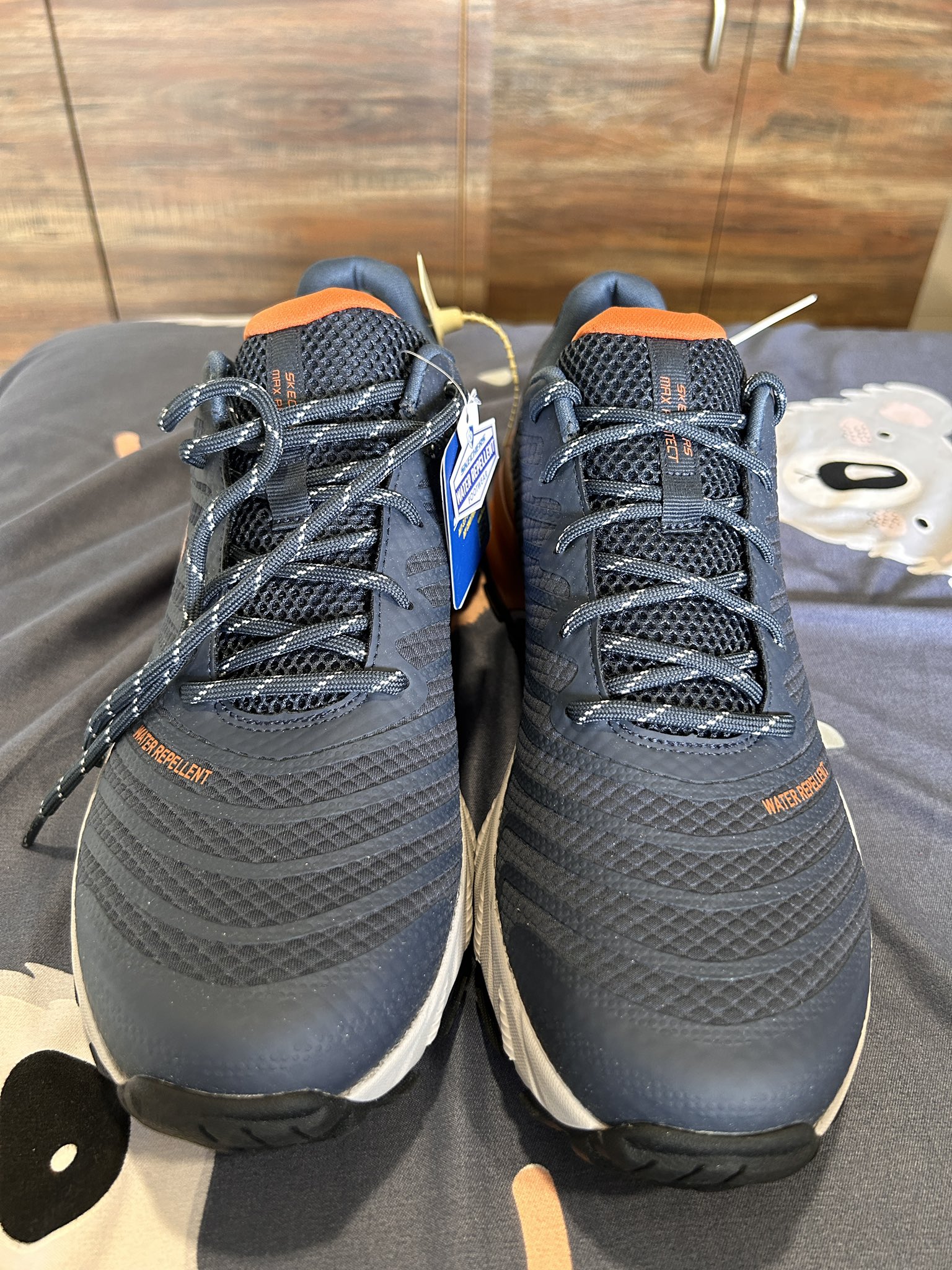 Sketchers myntra shop