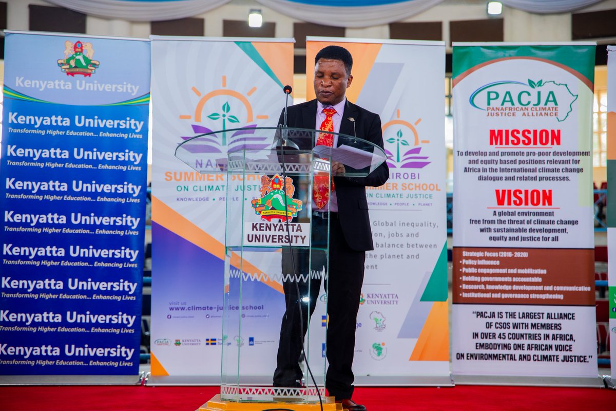 Summer_School1's tweet photo. "Our young people posses the potential to drive transformative change. By fostering their understanding of climate justice, we can inspire them to develop innovative solutions and ensure a sustainable future" Dr. Mithika Mwenda, E.D Pan African Climate Justice Alliance.
#NSSCJ3 https://t.co/APHceb8W4H