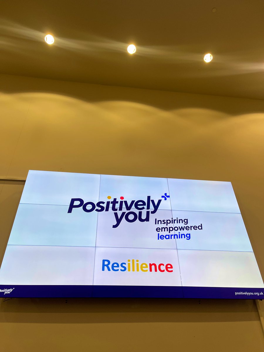 #TeamYear10 and #TeamYear9 have got an amazing session by @_positivelyou today! We are #AmazingNUSA and we work on our levels of resilience every single day! Its #TheNUSAWay! 💚