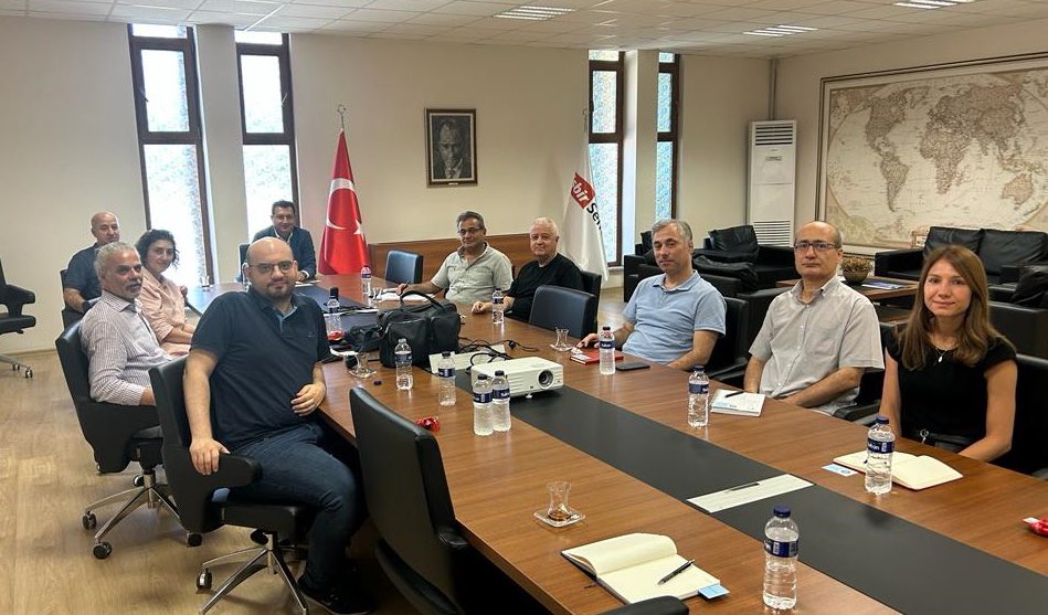 Gazi Üniv.Tekn.Fak.Öğr. Üyeleri;Prof.Dr.Ulvi ŞEKER, Doç.Dr.Onur ÇAVUŞOĞLU, Dr.Şükran KATMER ve Balıkesir Üniv. Öğr.Üyeleri Prof.Dr. Ergun ATEŞ, Dr.Öğr.Üyesi Ümit YALÇIN’ın katılımıyla AR-GE merkezimizde gerçekleştirdiğimiz çalıştay ile Üniversite-Sanayi işbirliği hedeflenmiştir