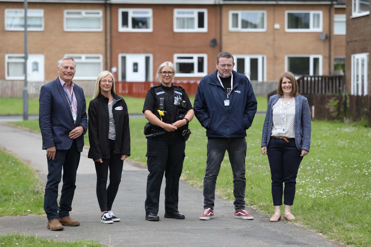 DurhamPolice's tweet image. Life in the area is now 100% better 👏

Community spirit is returning to #Peterlee after action was taken against nuisance tenants.

Officers have been working with @believehousing
&amp;amp; @DurhamCouncil to tackle ASB and crime in the area.

tinyurl.com/4ewfpznh
#ASBAwarenessWeek
