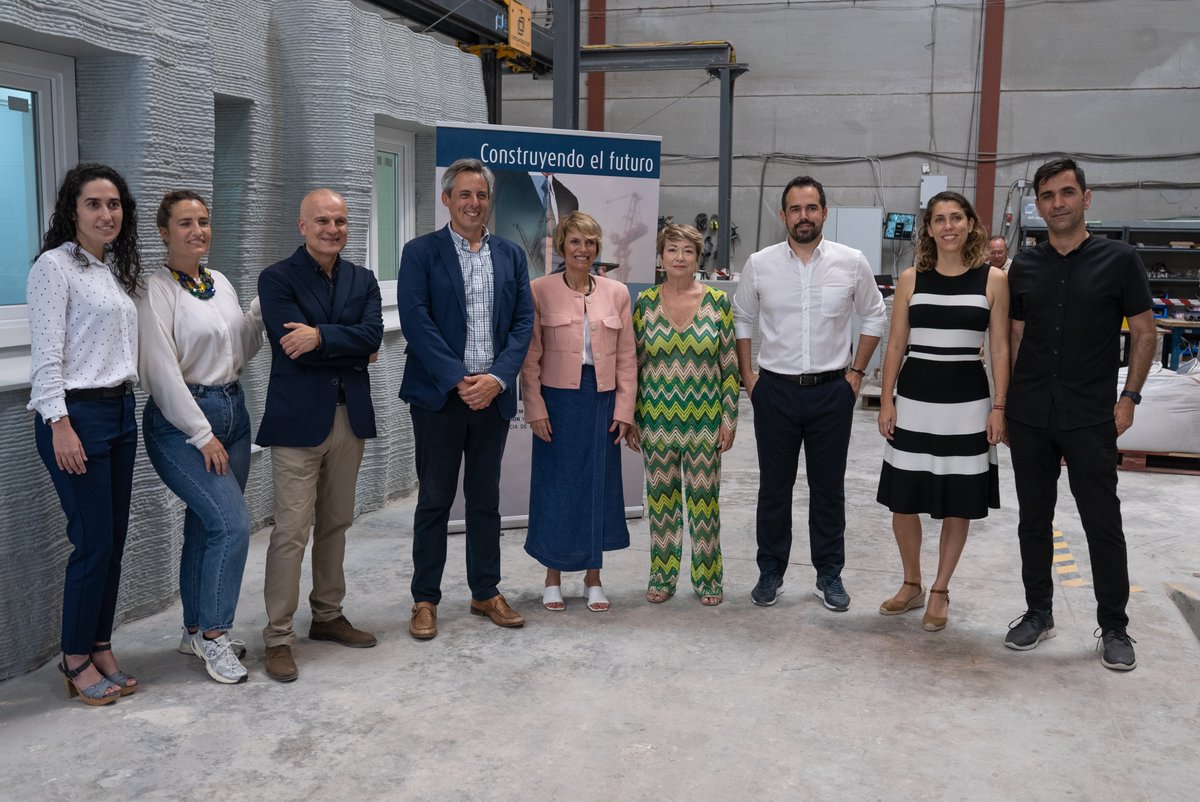 LpaAecp's tweet photo. Accede para más información sobre la "Jornada de Transformación Digital" así como para ver el vídeo completo de la jornada y más fotos_ https://t.co/zn8t1HdA5z
@EcoGobCan @agenciaiisi @VelorciosGroup  #evocons #volcanstudio @MBABScanarias https://t.co/9qztDI7h79