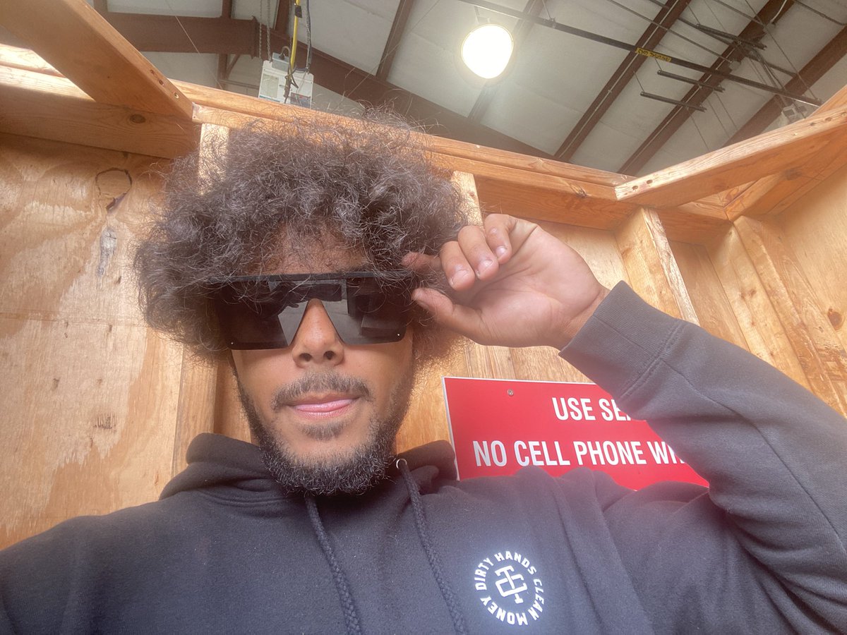 Nikogotnext's tweet photo. Good to be alive and sexy📈📈🇸🇻 https://t.co/Pbyfsh5QrD