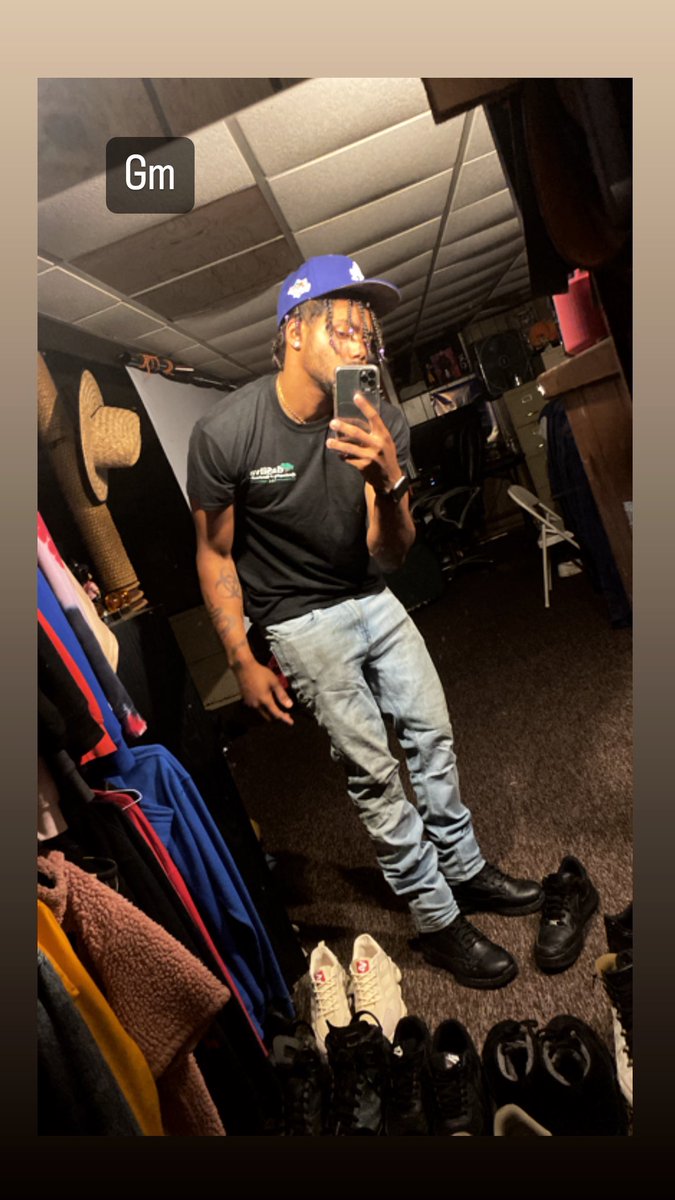 Nikogotnext's tweet photo. Good to be alive and sexy📈📈🇸🇻 https://t.co/Pbyfsh5QrD