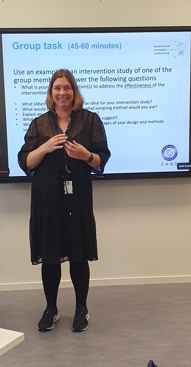 Professor Sandra Swakhaken  on Assessing effectiveness in complex interventions, 2nd year students of @EANS_nursing  #Eansoslo2023