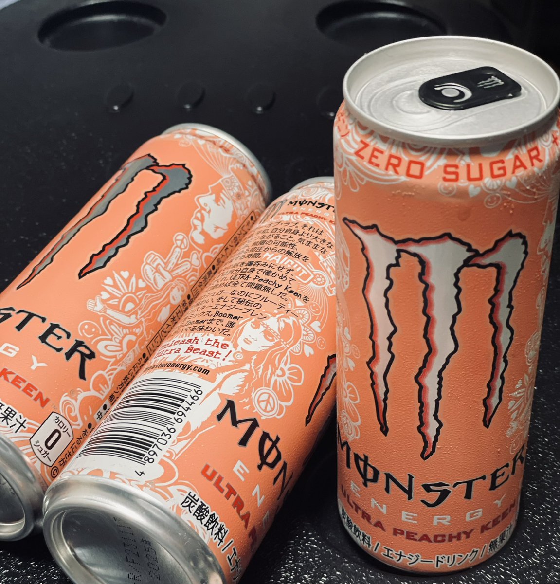 モンスター　ウルトラピーチーキーン🍑
発売おめでとうございます！
しっかりとピーチを感じ、甘さもすっきりしてて最高の夏が来ましたね〜
🏖️🏝️
 #ウルトラピーチーキーン上陸