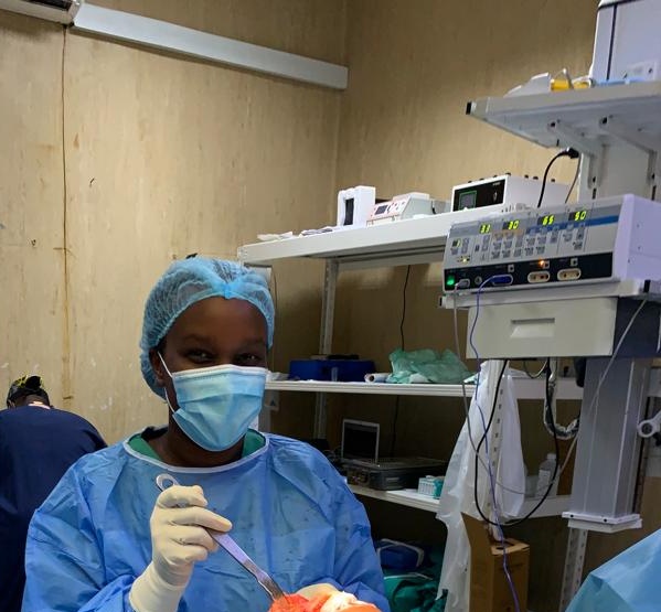 thaina_ang's tweet photo. ... being trained at the Rwanda Military hospital. She enjoyed the privilege of operating in a room with air conditioning, proper lighting, cutting-edge technology, a nurturing and supportive team of mentors  2/3 #Kwibohora29 https://t.co/5WWXqhYil4