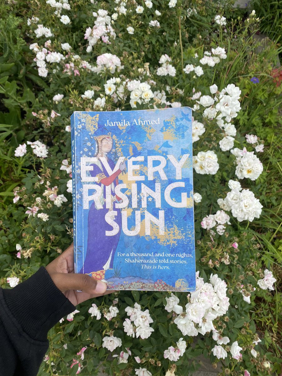 Join us later today as we chat all things EVERY RISING SUN with @JamilaAhmed_ ☀️ 

This gorgeous a thousand and one nights retelling is out in just 2 days!! 🥳