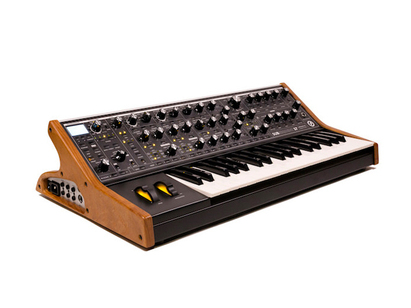 WataTuuDigi's tweet photo. 【入荷情報】
MOOG Subsequent 37 と moog Subsequent 25 が、台数限定特価で入荷しました!
気になる方は、クリック!
楽天:https://t.co/jDiN50qWWn
YAHOO:https://t.co/GsYLcn0Z96
#MOOG #Subsequent #DTMerと繋がりたい https://t.co/3JC9P5IEBF