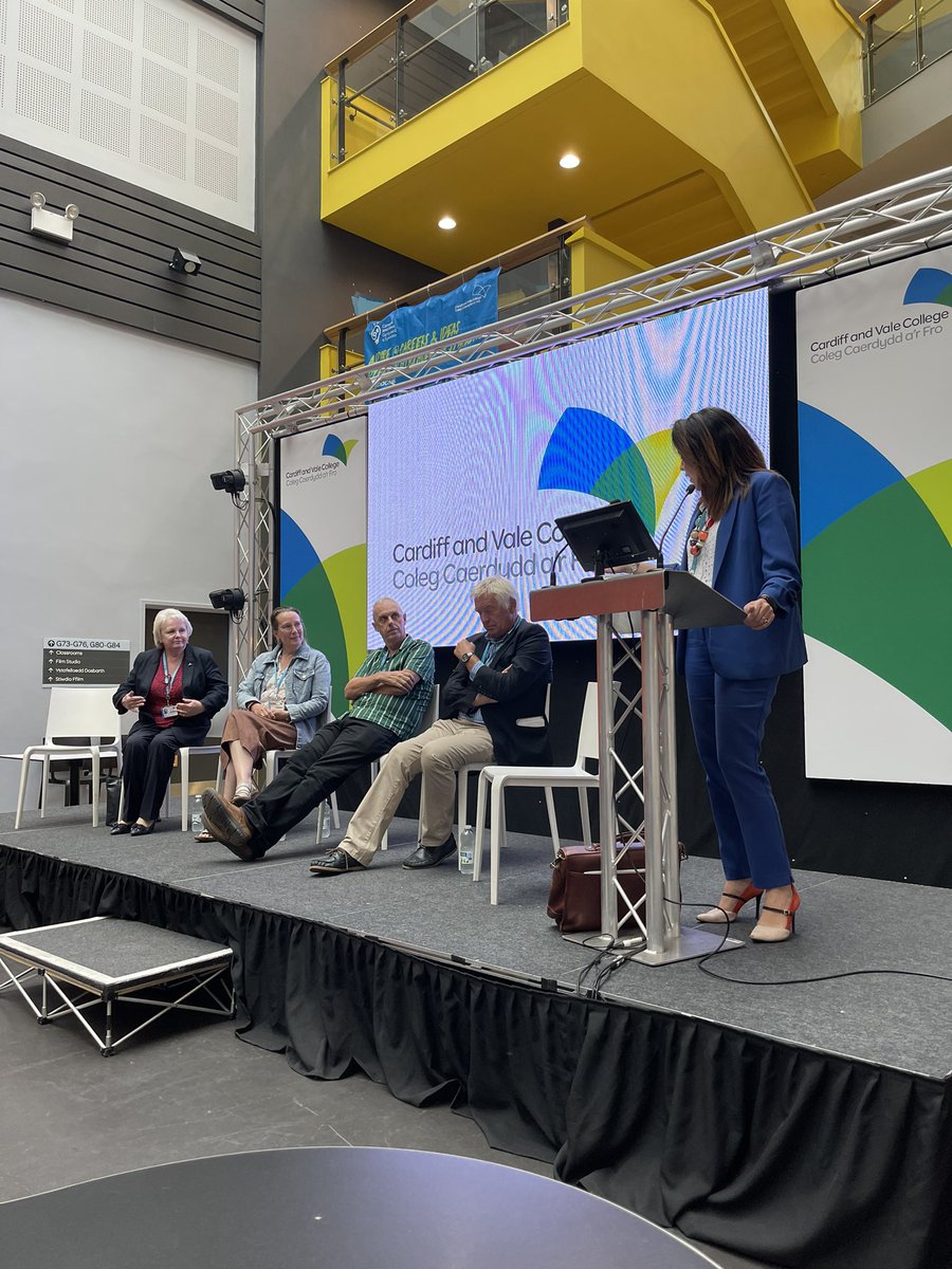 ForsterHiller's tweet photo. Launching an inspirational leadership panel from our governors. #cavc #leadfest https://t.co/6EJ75zFwRI