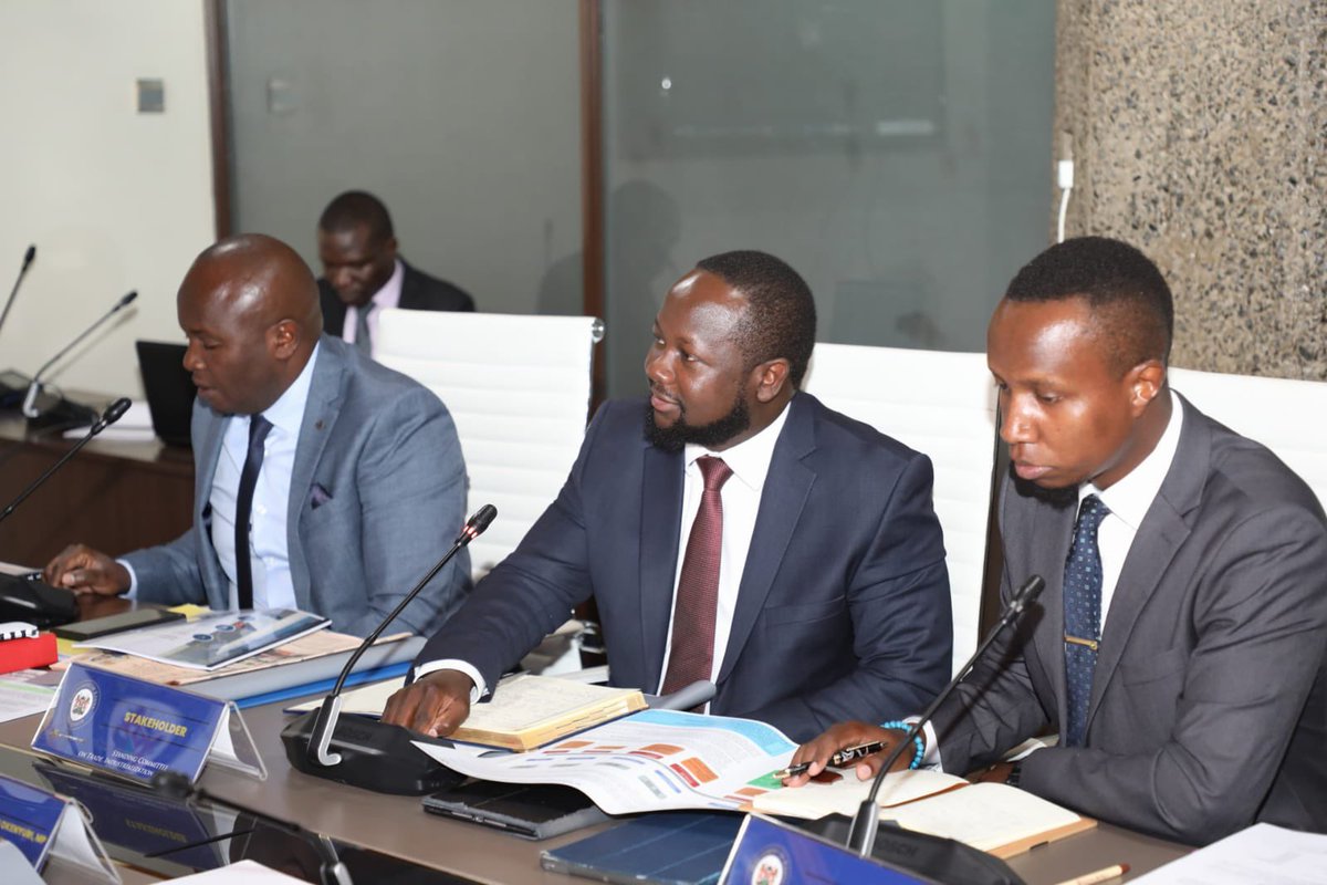 EssyOkenyuri's tweet photo. This morning the Senate Standing Committee on Trade, Industrialization and Tourism held a meetinv with Kenya Airlines Pilot Association on the Statement regarding the state of operations and financial status of Kenya Airways (KQ) @KenyaAirways https://t.co/XPwaCC9V06
