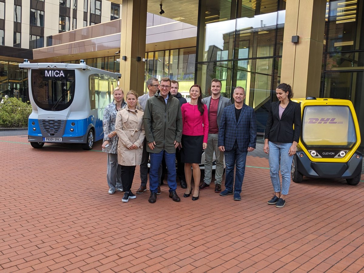 Representatives of <a href="/ItsEstonia/">ITS Estonia</a> had an honor to meet Kristen Michal, the Climate Minister of Estonia, to discuss what to change in the Estonian legislation so that the companies developing self-driving and remote-controlled technologies could scale up their business models.