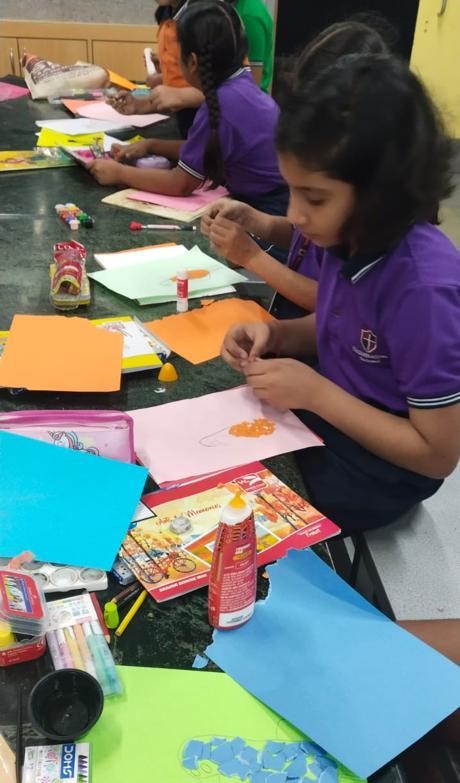 TreeSalvation's tweet image. Salvation Tree school students enjoying their club, learning different skills like playing carom, football. Learning different asana of yoga and trying their little hands on some art and craft work.
#salvationtreeschool #classfun #classroom #classroomactivity #activity #fun