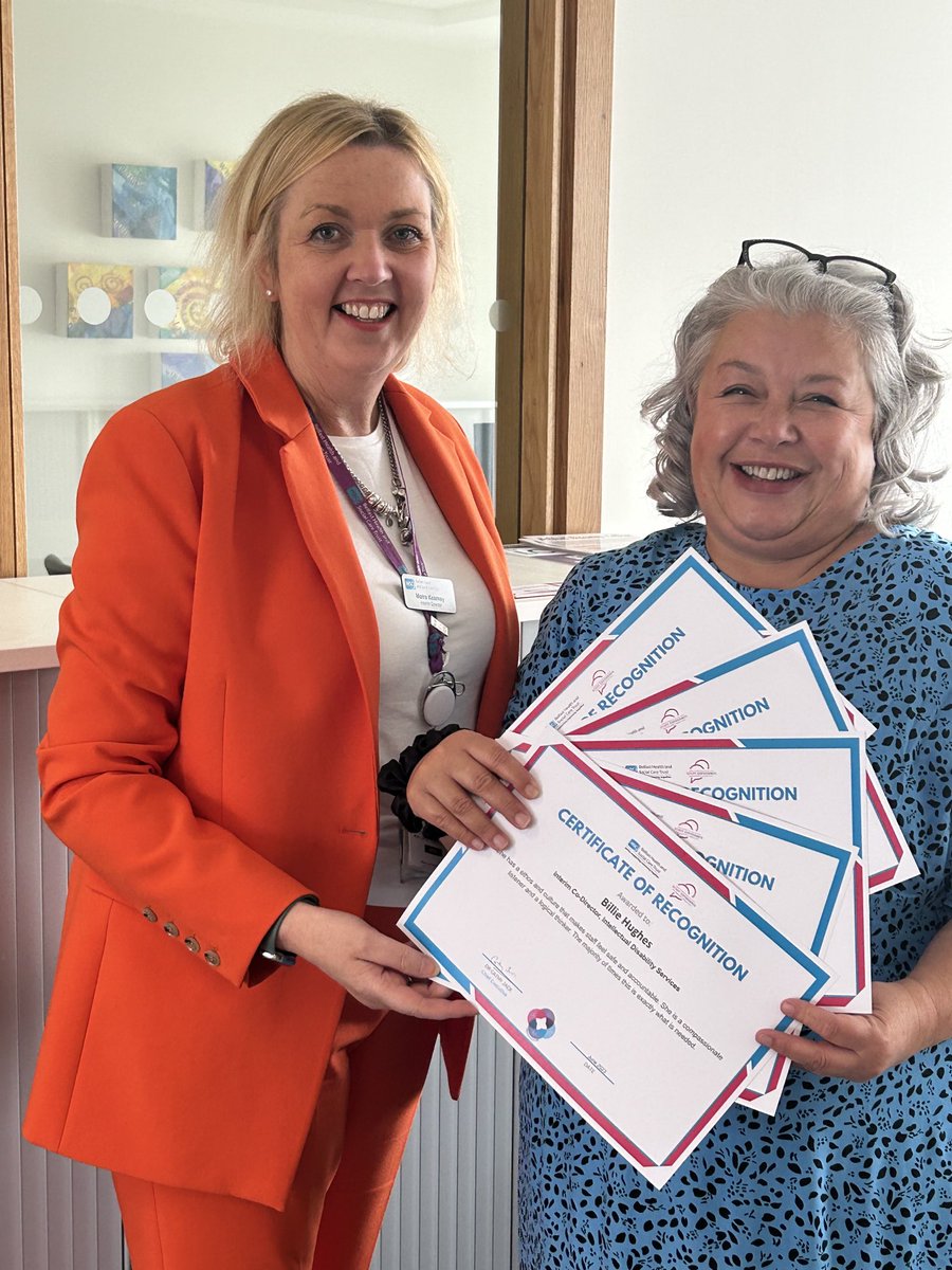 Moira Kearney tweet media