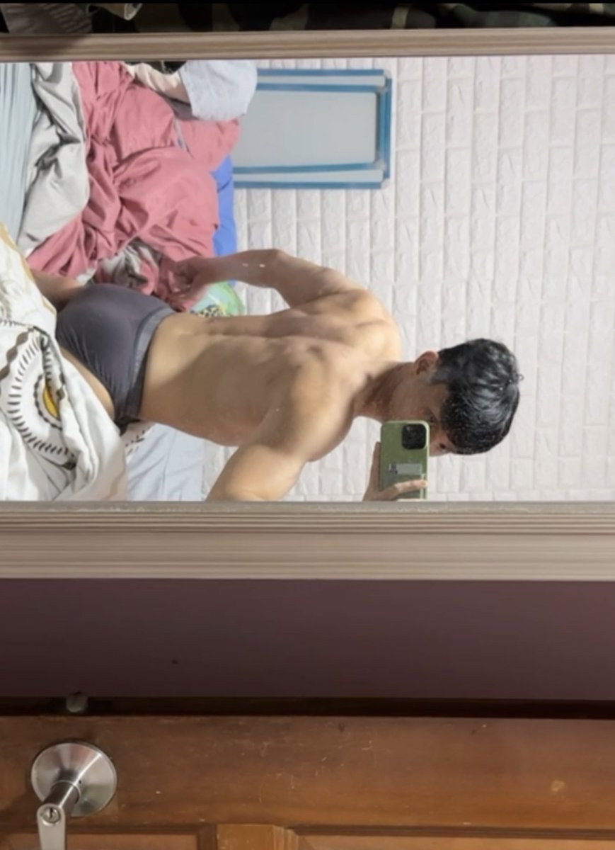 evanchengg's tweet photo. back check 😉 https://t.co/h7pFVIhizl