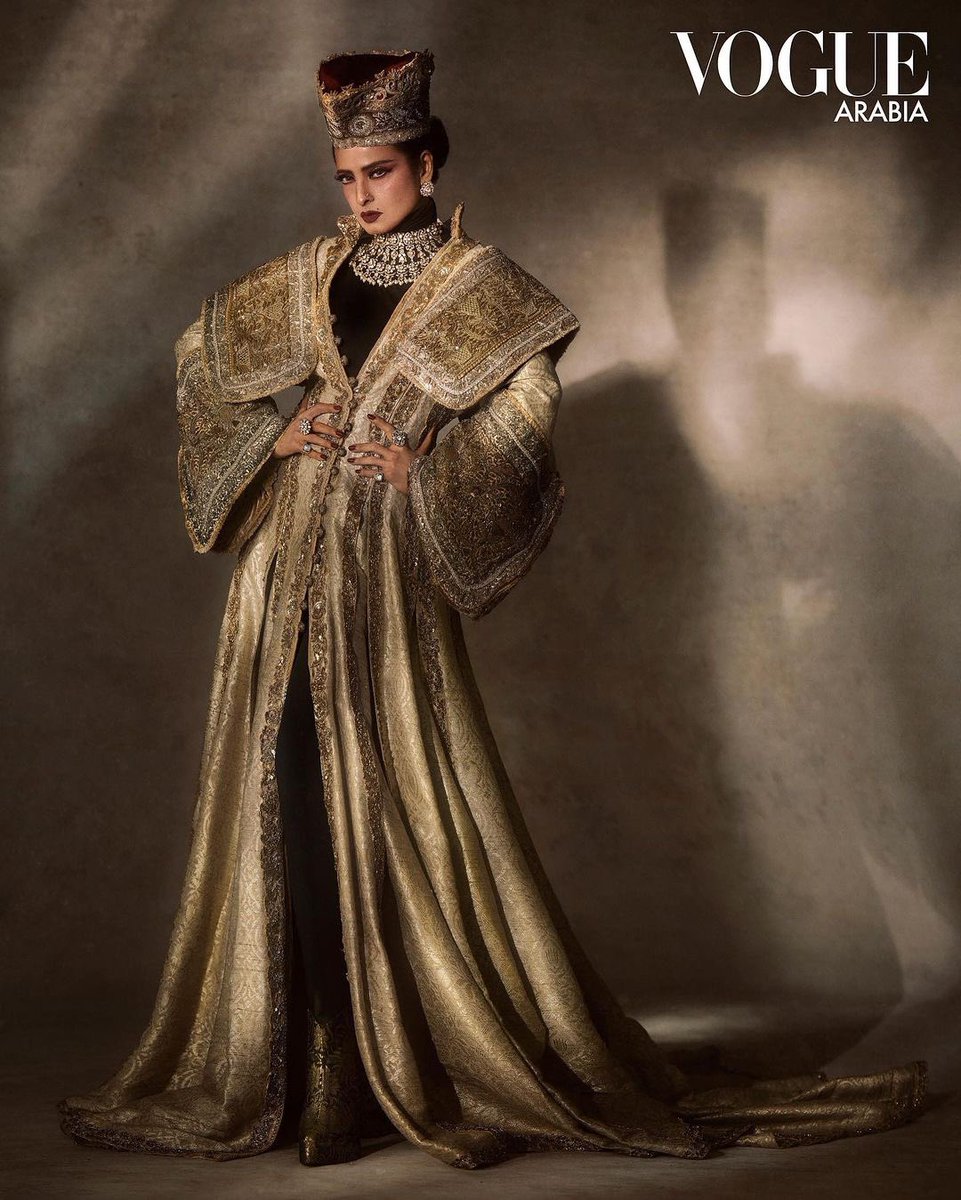 MMalhotraworld's tweet photo. The legend #Rekha in our archival @ManishMalhotra creations, styled with #manishmalhotrajewellery for @VogueArabia @behavebandana #Rekhaji https://t.co/ZGU7epW5tb