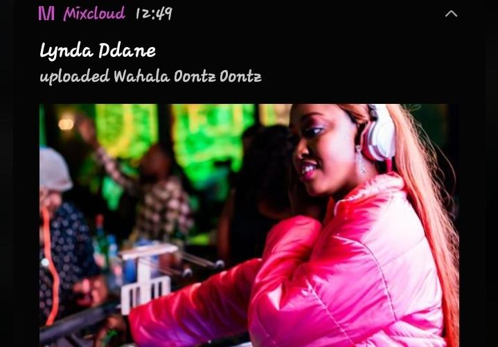 RobertBrianOkot's tweet photo. Just when you are bored then the queen of happiness drops in something @lynda_ddane https://t.co/39IZAi2Vzw