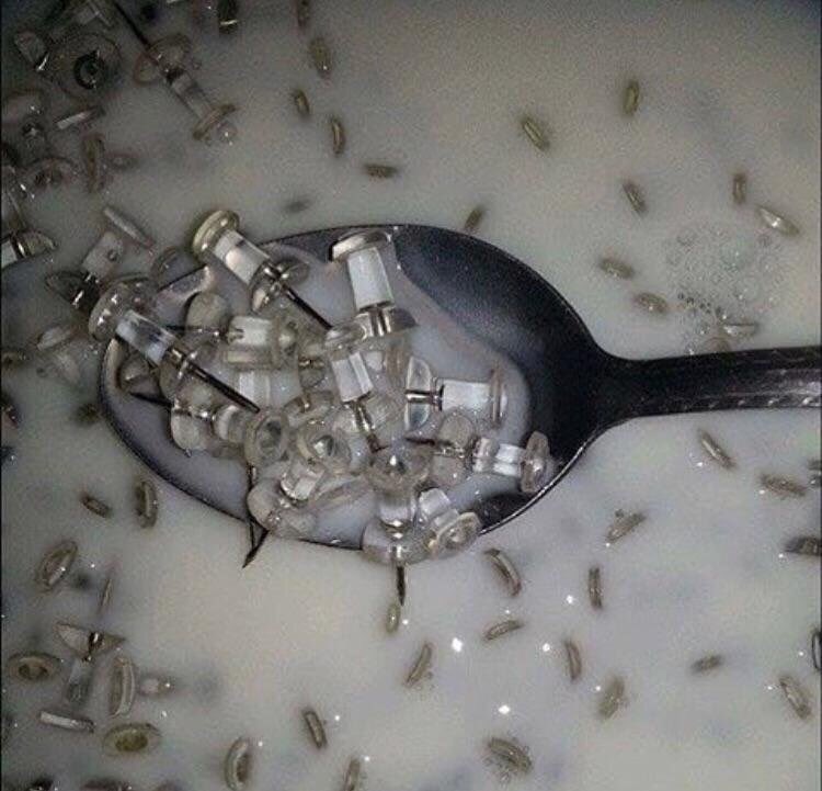 Kleiner prank an Kollegen hab alles voll gemolken