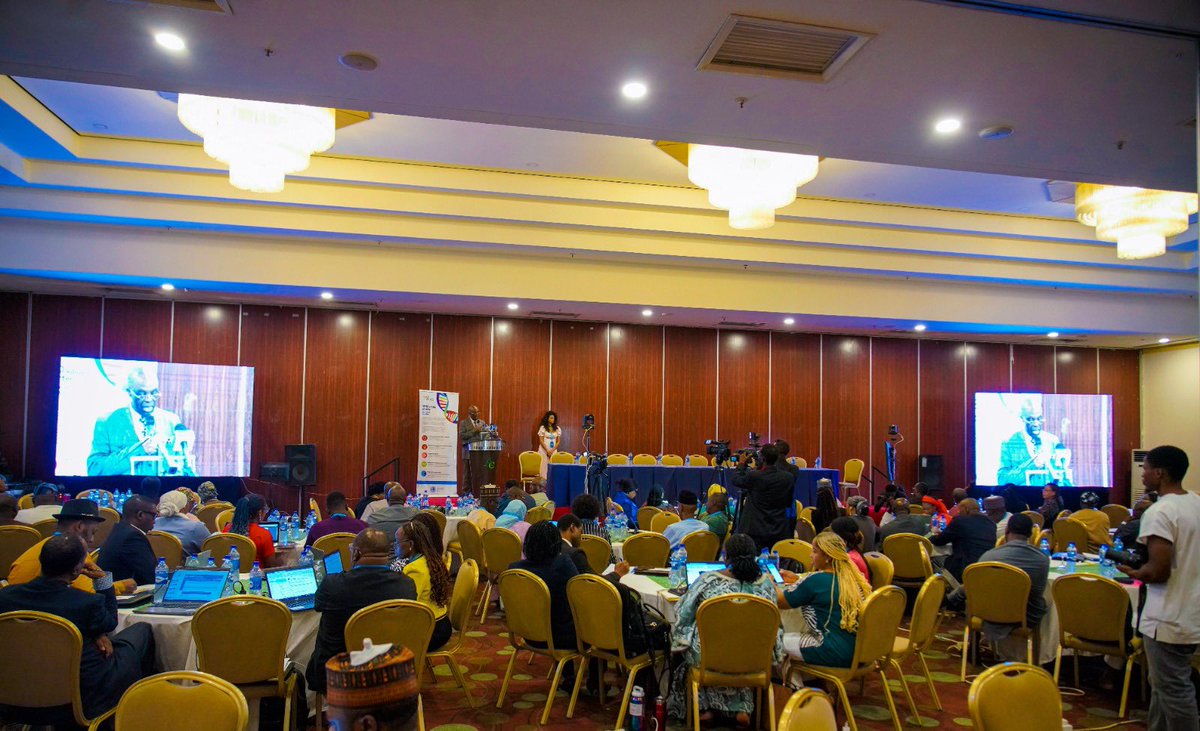 WMulombo's tweet photo. Happening Now: the Joint @WHONigeria @NigeriaGov Stakeholders Feedback Workshop on evaluation of the Country Cooperation Strategy 2018-2022 goes live towards the fourth generation of CCS under the watch of the Special Advisor on Health Presidency 🇳🇬 https://t.co/etE7FH5fn3
