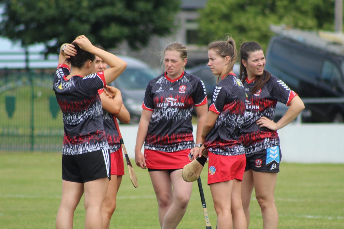 BourkeSports's tweet photo. The @DerryCamogie1 Team who have sealed their place in the All-Ireland Camogie Semi-Final📷
Togged out in their Official 23' Bourke Sports Team Kit📷
On the hunt for new teamwear? Get in Contact Today.
#bourkesports #teamwear #derry #camogie #officialkit https://t.co/8v0Zn8z5KP
