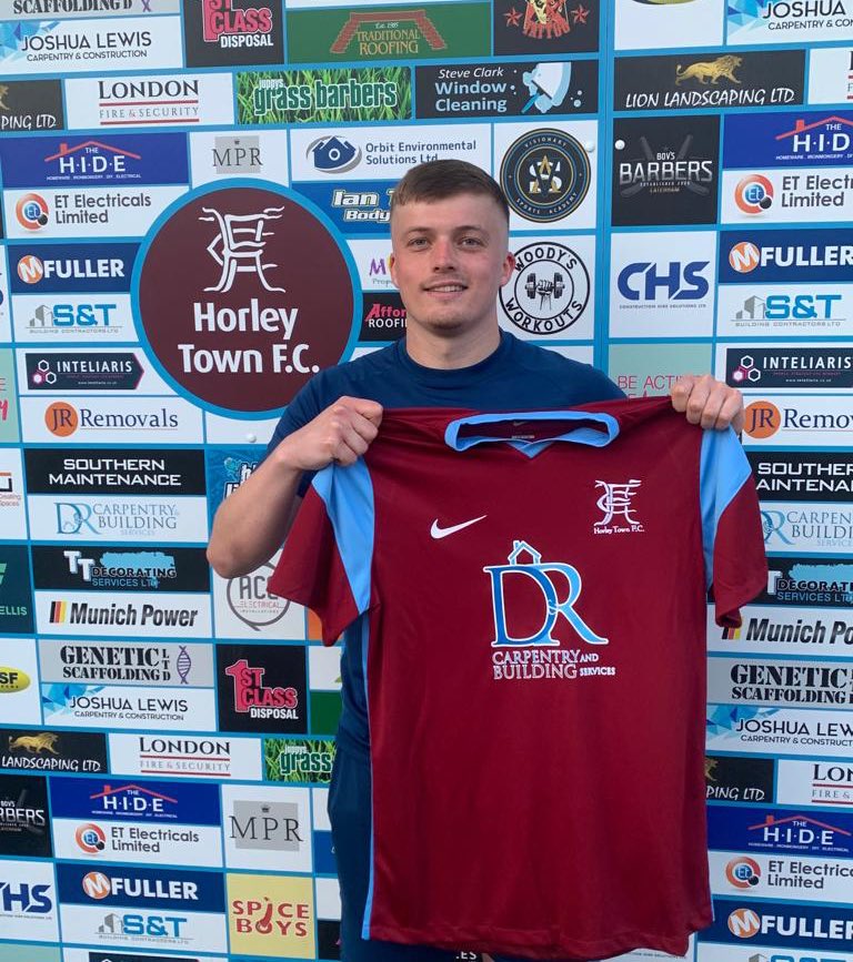 HorleyTownFC's tweet photo. 𝑵𝒆𝒘 𝑺𝒊𝒈𝒏𝒊𝒏𝒈 | Bailey McCarthy 📄✍️

We are pleased to announce that defender @bailey18737270 will be with us for the upcoming 23/24 campaign. Previous clubs clubs include SCR, Merstham and Croydon FC.

Welcome Bailey ✅

#HTFC 💜💙 https://t.co/PmFaC3rgjw