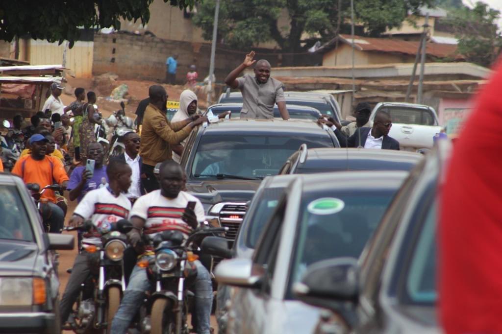 Cotedivoireoff_'s tweet photo. Étudiant ! un métier qui nourrit son Homme en Côte d'Ivoire.

En image, Le Secrétaire Général de la FESCI. 
L’étudiant Saint Clair Allah dit Makélélé. https://t.co/1zlCCkXInX