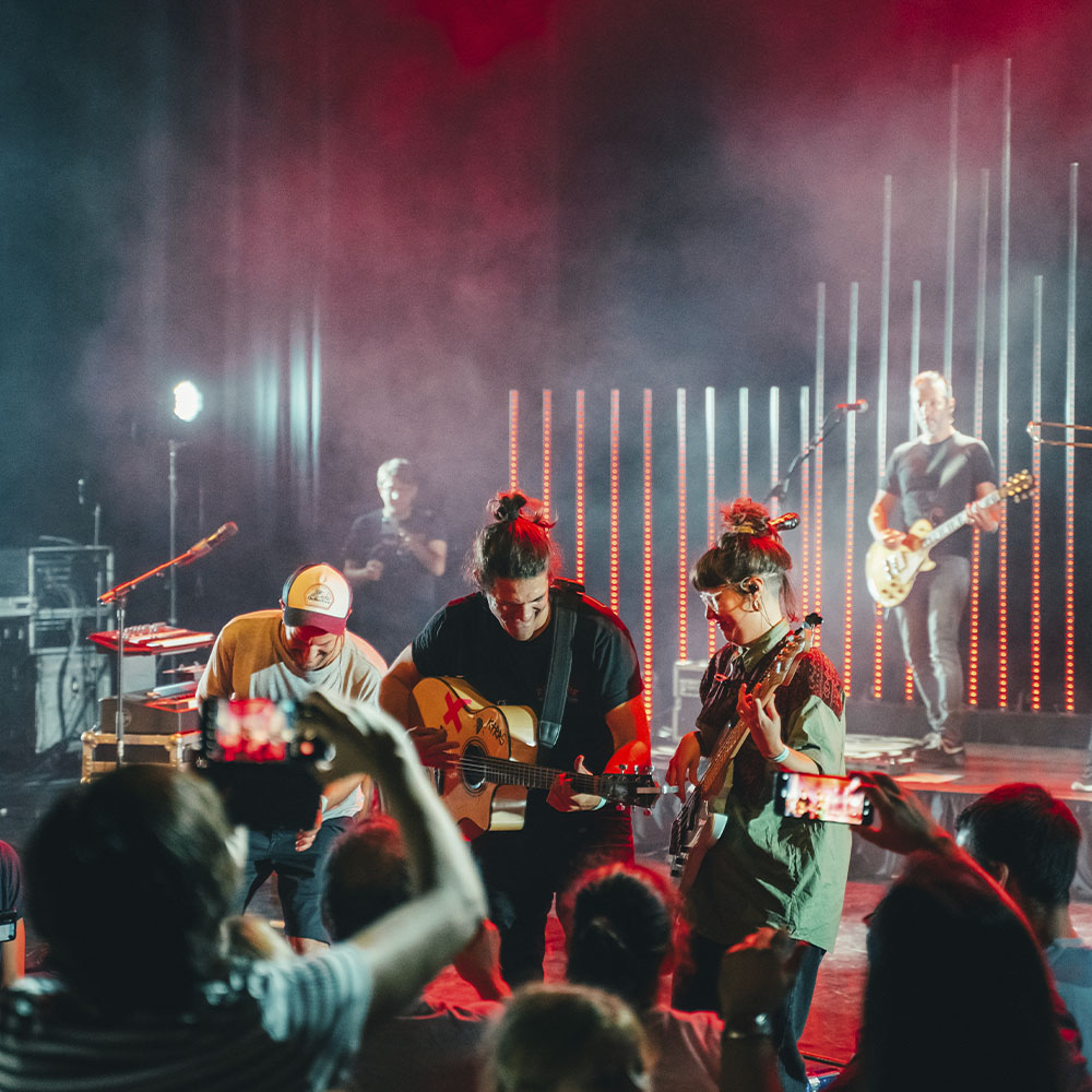 festivalot's tweet photo. Famílies del #Festivalot2023: GRÀCIES per fer possible una nova edició del Festival de Música en Família. 😍

✨ Un any més hem fet possible un FESTIVALOT pensat perquè les famílies i els més petits i petites gaudeixin de la música en directe! ✨

Ens veiem al #Festivalot2024! https://t.co/dUtyGnKBkE