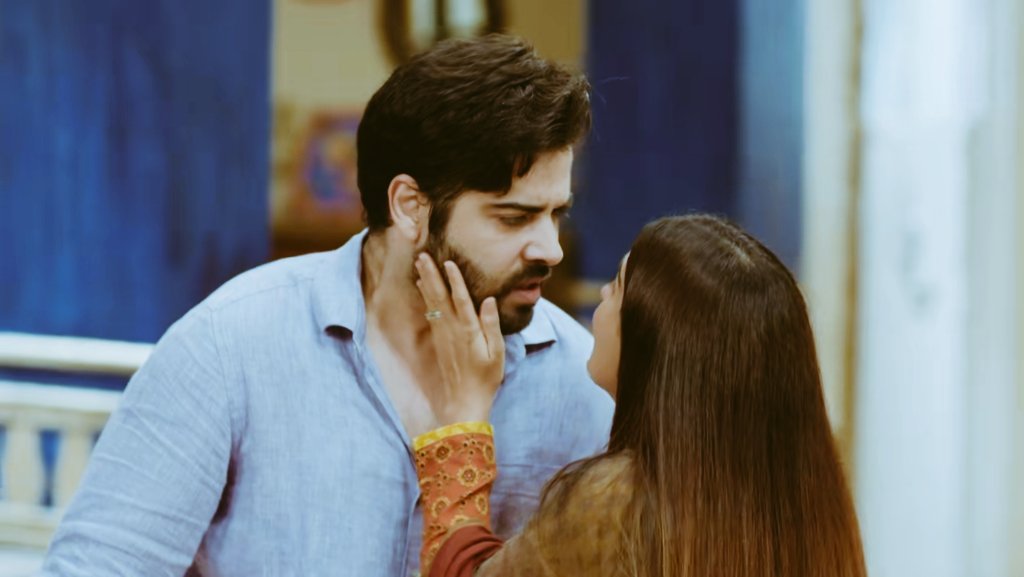 moniluvsfamily's tweet photo. What an AMAZING,BRILLIANT &amp; TERRIFIC  Acting by #KinshukMahajan 🙏👍👏

The Anger with all pain,emotions and that Outstanding Voice modulation 👏👏

Such a Gem of an Actor he is!🙏👍
Such a spellbound Performance 🔥🔥

#PandyaStore
@rahimansari08 @ChoubaySushil
#GauRa #KinSh https://t.co/ZDTItOYsbb