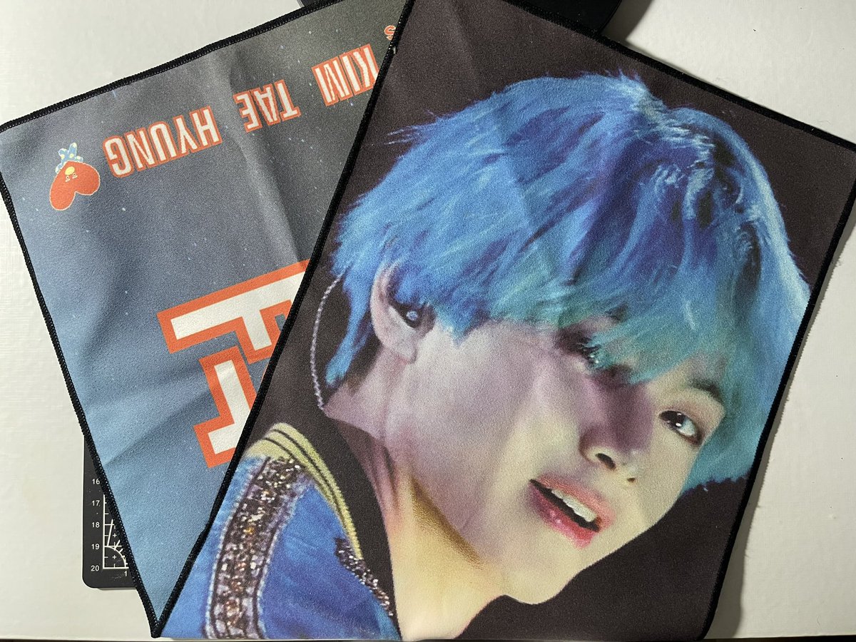 ninnicart's tweet photo. 🎱 wts lfb ph — help rt

🛒 : Taehyung unofficial cloth banner

— P50 + pf and sf
— payo / Aug. 1 (w/ dp)
— mint condi., onhand
— strictly no cancellation

# bts bangtan taehyung v https://t.co/ViN0cP3O4q