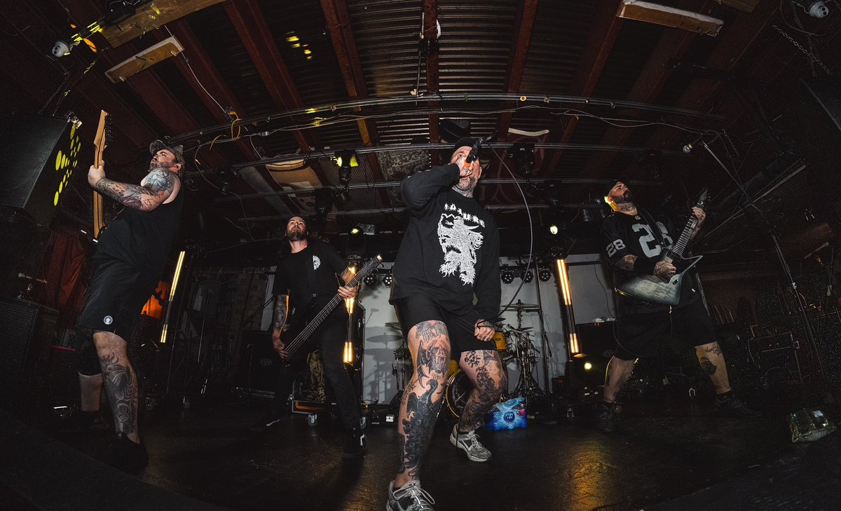 theacaciastrain's tweet photo. This sadness will last forever https://t.co/lZINTP0obF