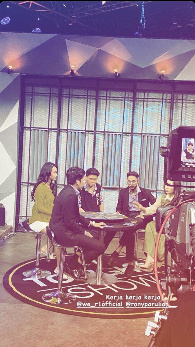 _jjennoo's tweet photo. angjayyy ketemu desta babeh😍 https://t.co/wJFURnAIKY