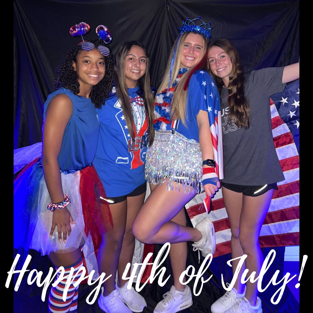 Hawksgirlsoccer's tweet photo. 🇺🇸 https://t.co/lkHcF3T0ki