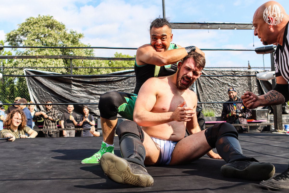 CatalystWrestle's tweet photo. The Freestyle Champion @OGGhostshadow's war with the "Real New Yawkers" continues on the latest #CatalystTV!

Full Episode Premieres TONIGHT on YouTube.   
📺 https://t.co/axhbakpYBJ https://t.co/lRigVI4QBv