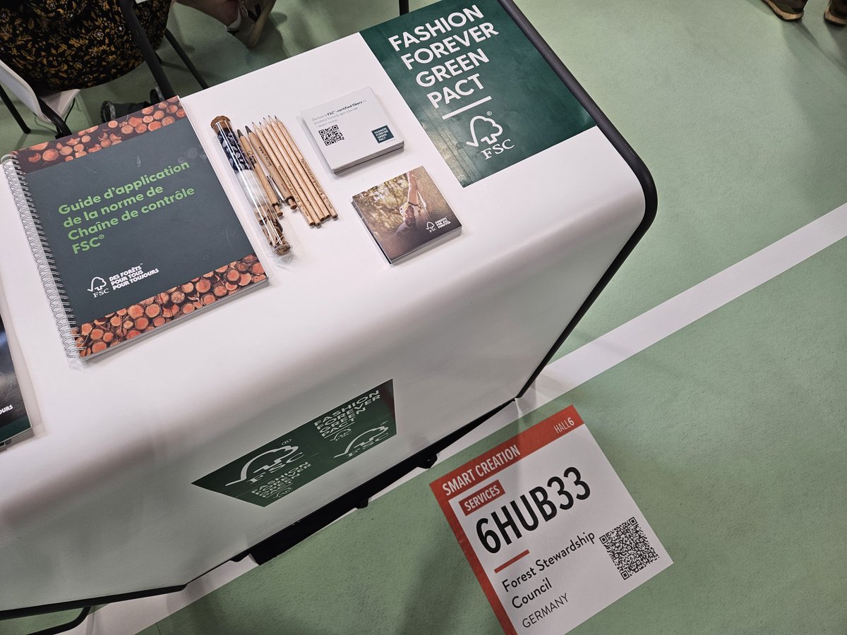 FSC_IC's tweet image. We are at @PremiereVision Paris! Visit our booth 6HUB33 in Hall 6 to discuss:

✅ the importance of healthy and resilient forests
✅ sustainable sourcing of man-made cellulosic fibres
✅ traceability in the fashion industry

#PremiereVision #SustainableFashion #Textiles
