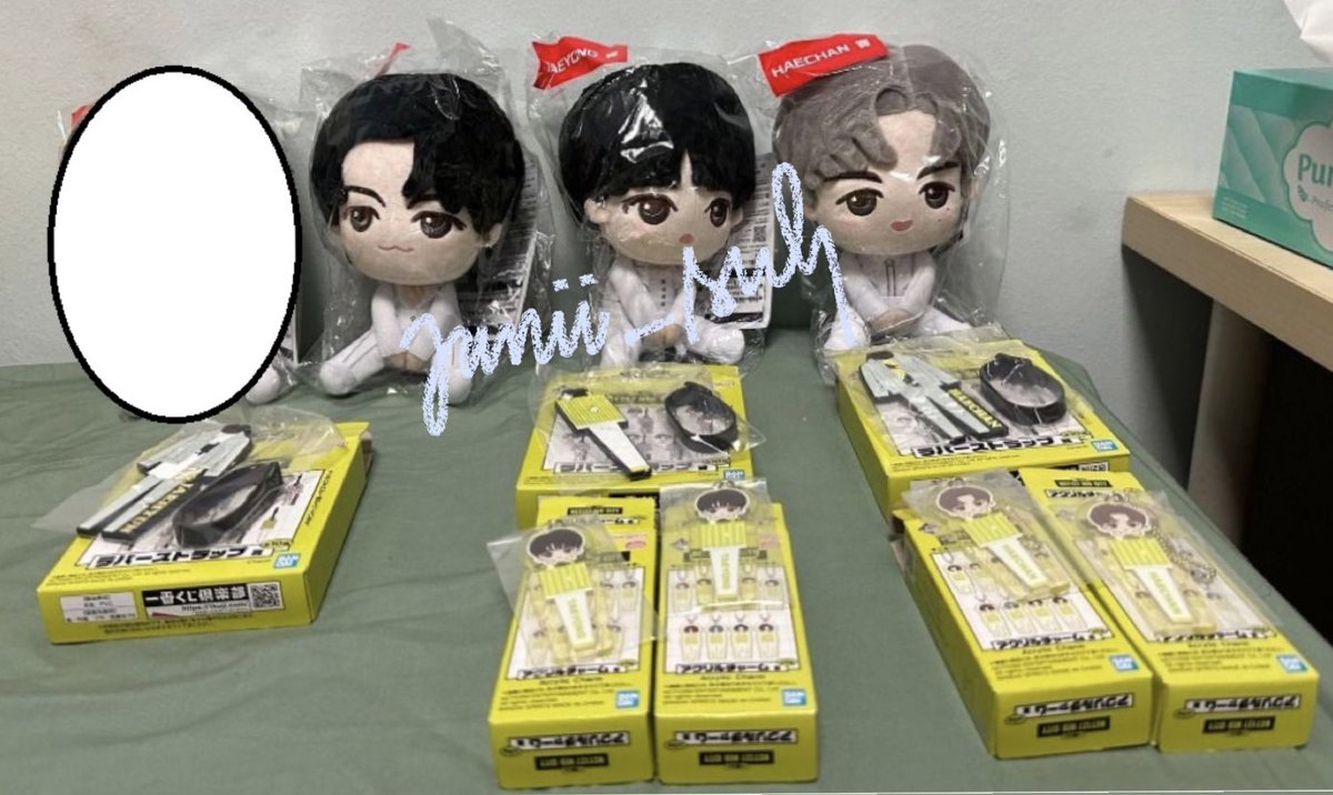 janii_suh's tweet photo. WTS LFB PH NCT 127 ICHIBAN KUJI DOLLS ACRYLIC KEYCHAIN AND BAG TAG

On-hand items:

DOLLS
- Taeyong
- Haechan
- Johnny

Acrylic keychain
- Taeyong x2
- Haechan x2

Bag tag:
- Haechan
- Jaehyun
- Neobong

ETA: 3 weeks from now, will be coming home with me once I return in the PH https://t.co/D1uxoLaFBc