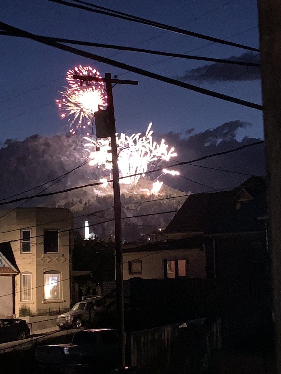 thehunter10's tweet photo. Happy 4th of July! Freedom and independence celebrations. Fireworks last night in #Butte MT were amazing. https://t.co/RvJa4mgzCa