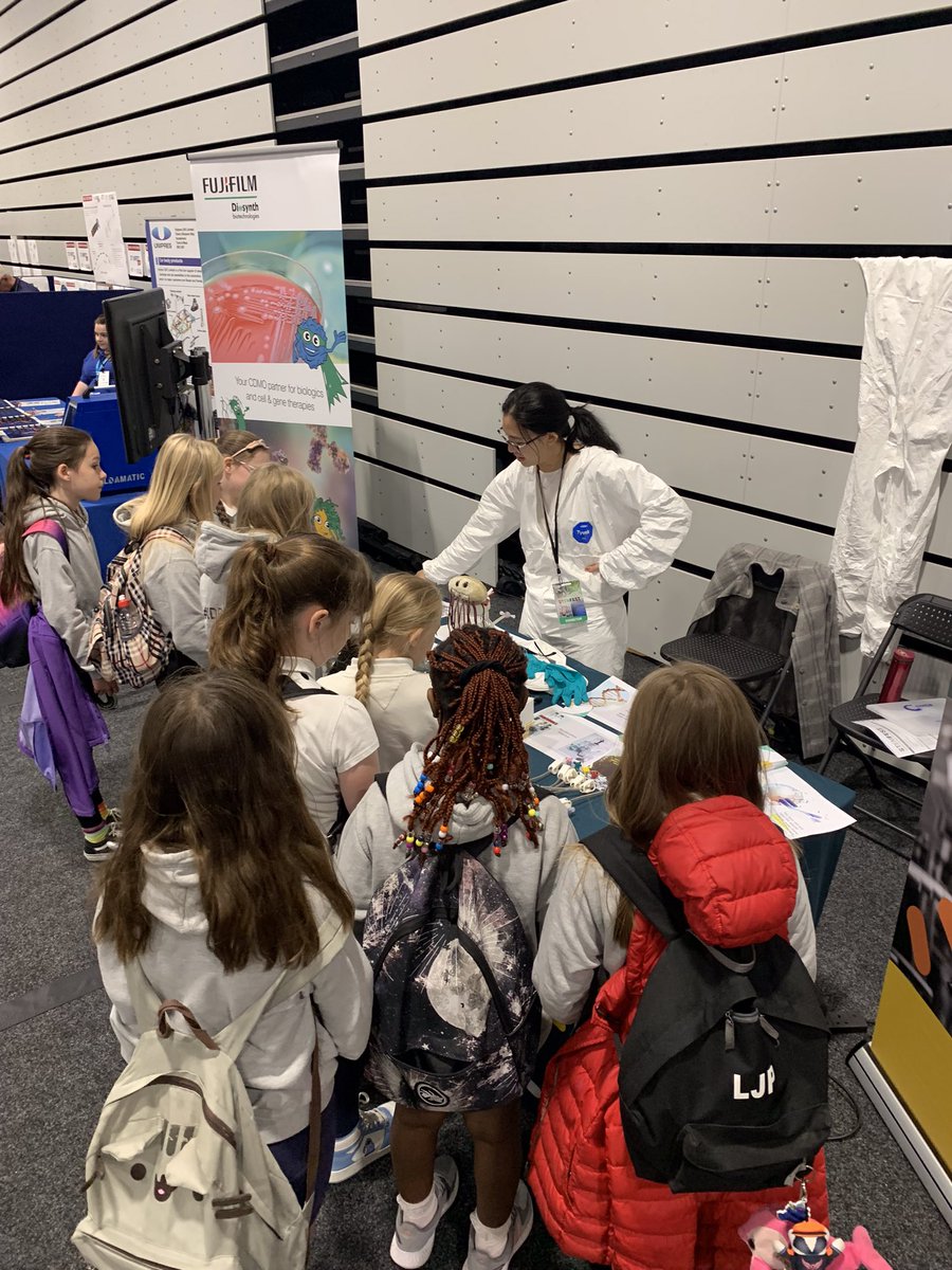 Thank you @FujifilmDiosyn for a wonderful explanation on how you use E.Coli cells to make cancer treatments. We were blown away! <a href="/rtcstem/">STEM Hub</a> we have had  an awesome day! #worldchangers #noplanetb